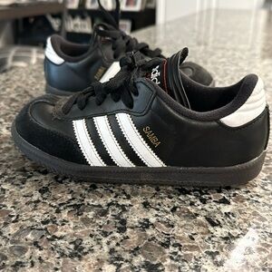 Kids addidas samba shoes